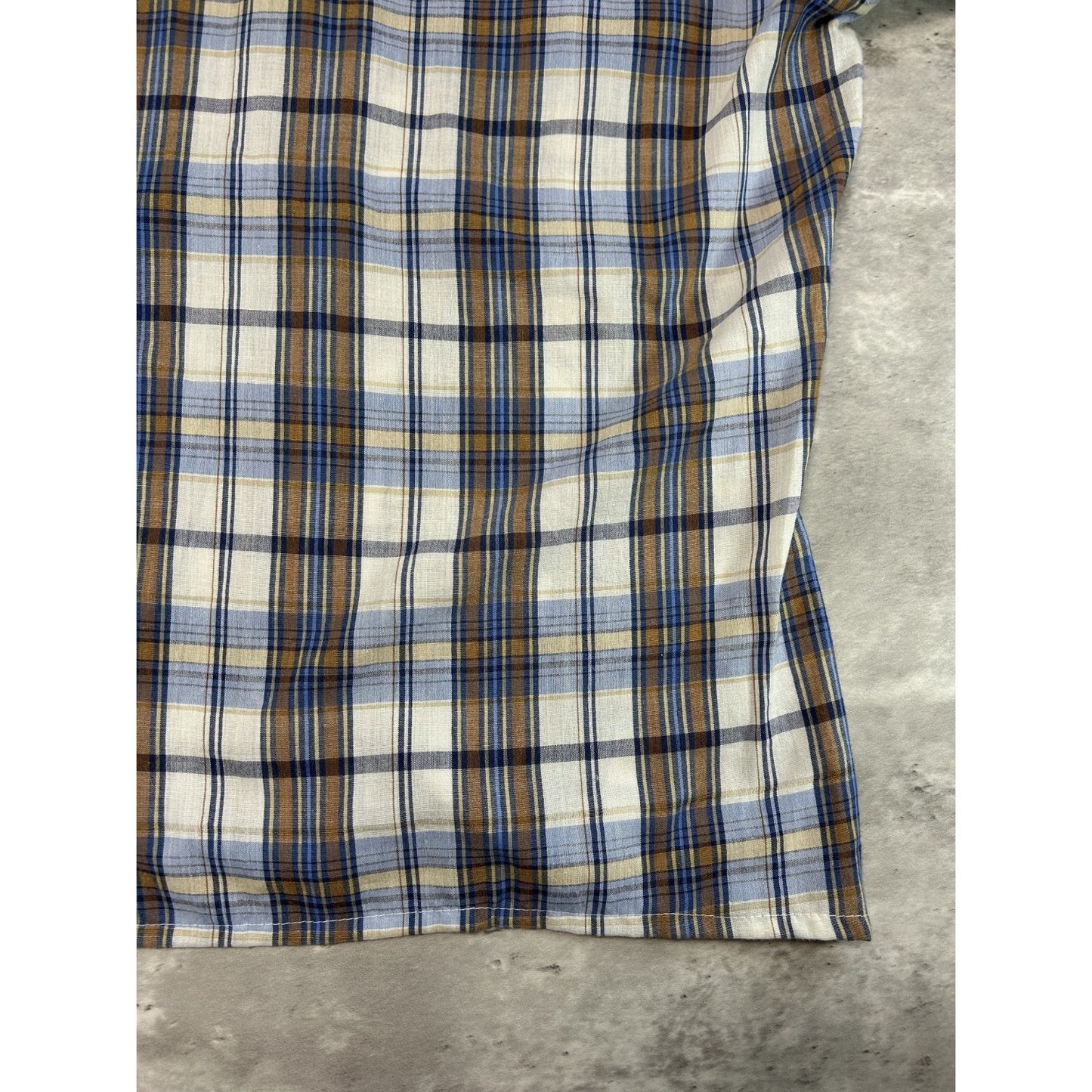 Vintage 1970s/80s JCPenny Plaid Print Reworked Cropped Button Up Shirt Sz Medium