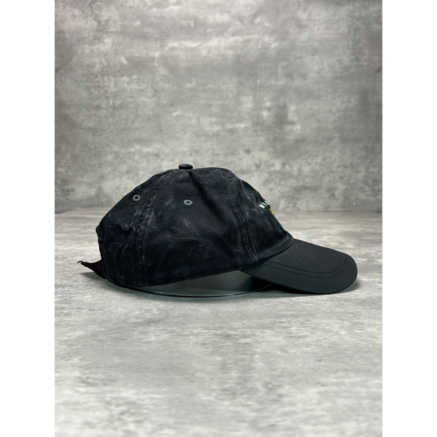 Vintage Mountain Hard Wear Embroidered Spellout Strapback Hat OSFA