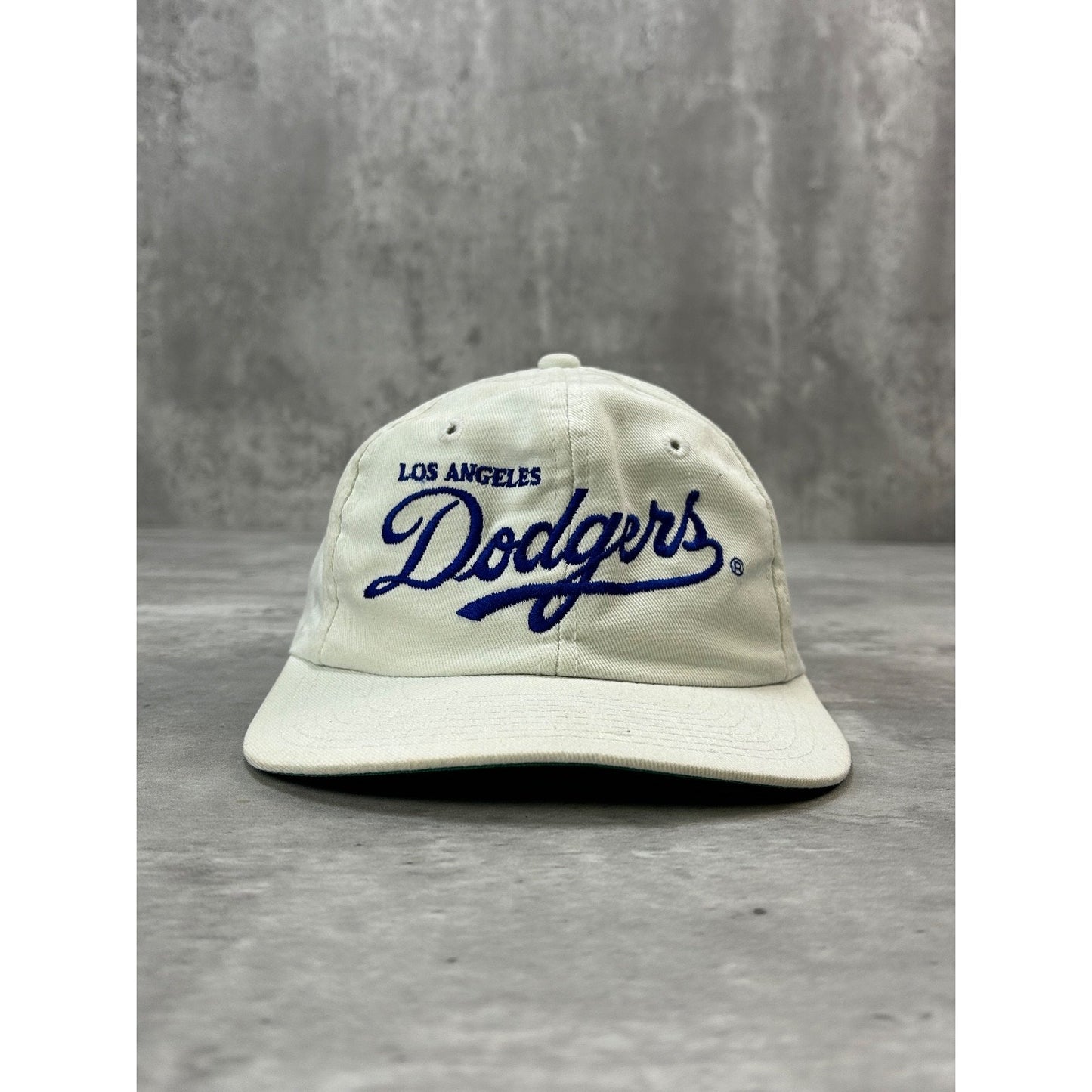 Vintage 90s Los Angeles Dodgers MLB Embroidered Spellout Snapback Hat OSFA