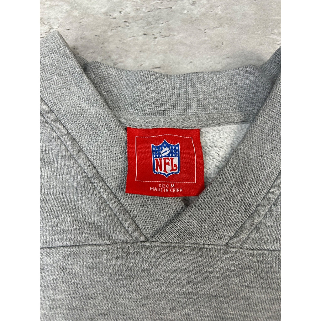 Vintage Cleveland Browns NFL Embroidered Spellout Sweatshirt Size Medium