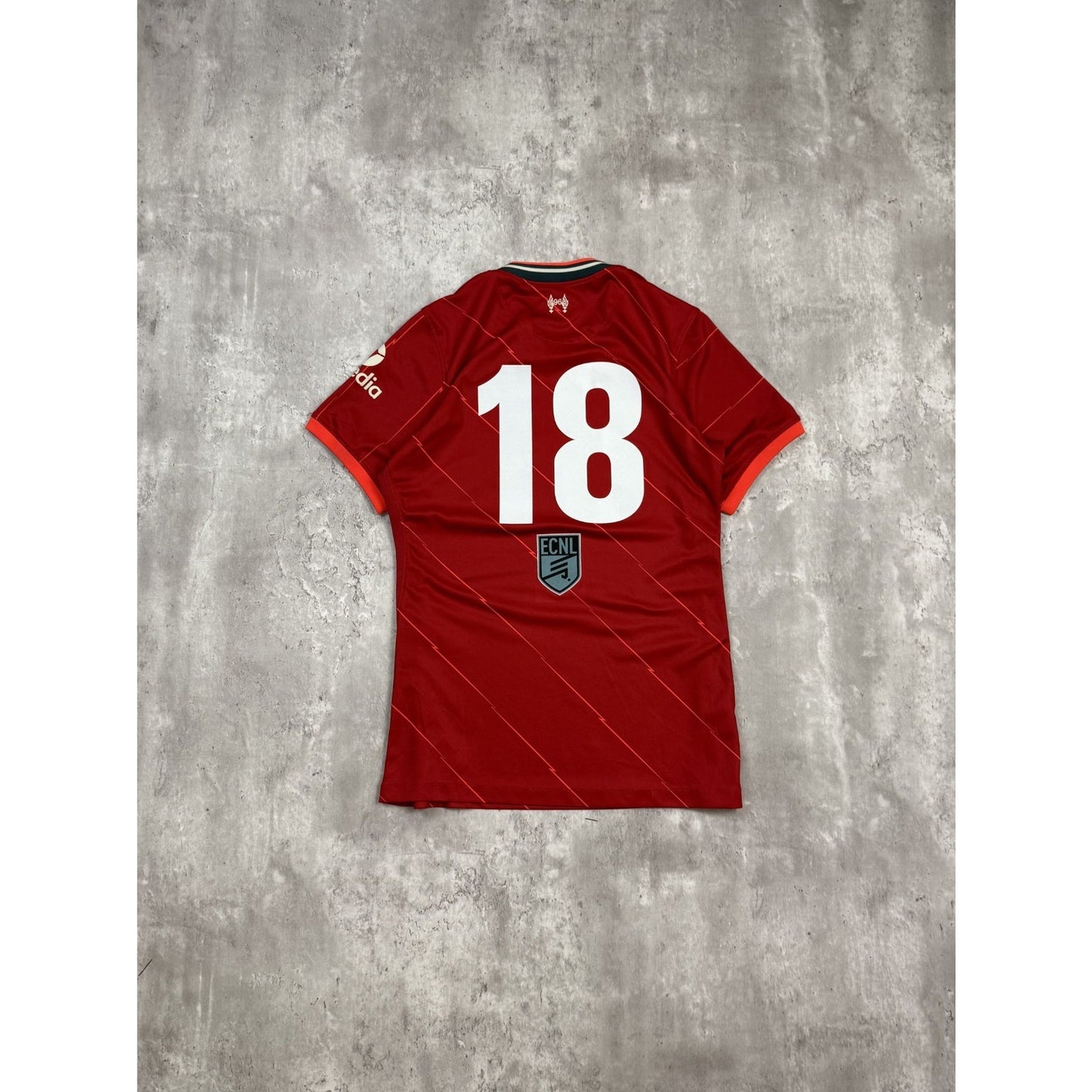 Vintage Womens Liverpool LFC #18 Nike Soccer Jersey Size Medium Red