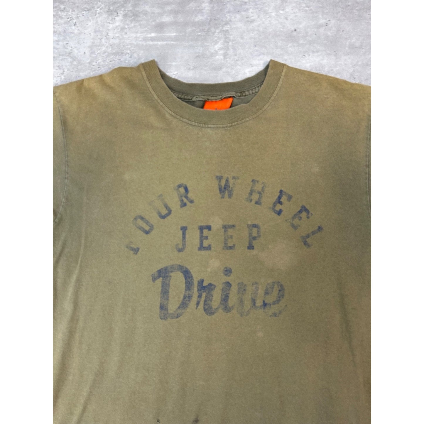 Vintage Jeep Four Wheel Drive Graphic Spellout Car T-Shirt Size Medium Green
