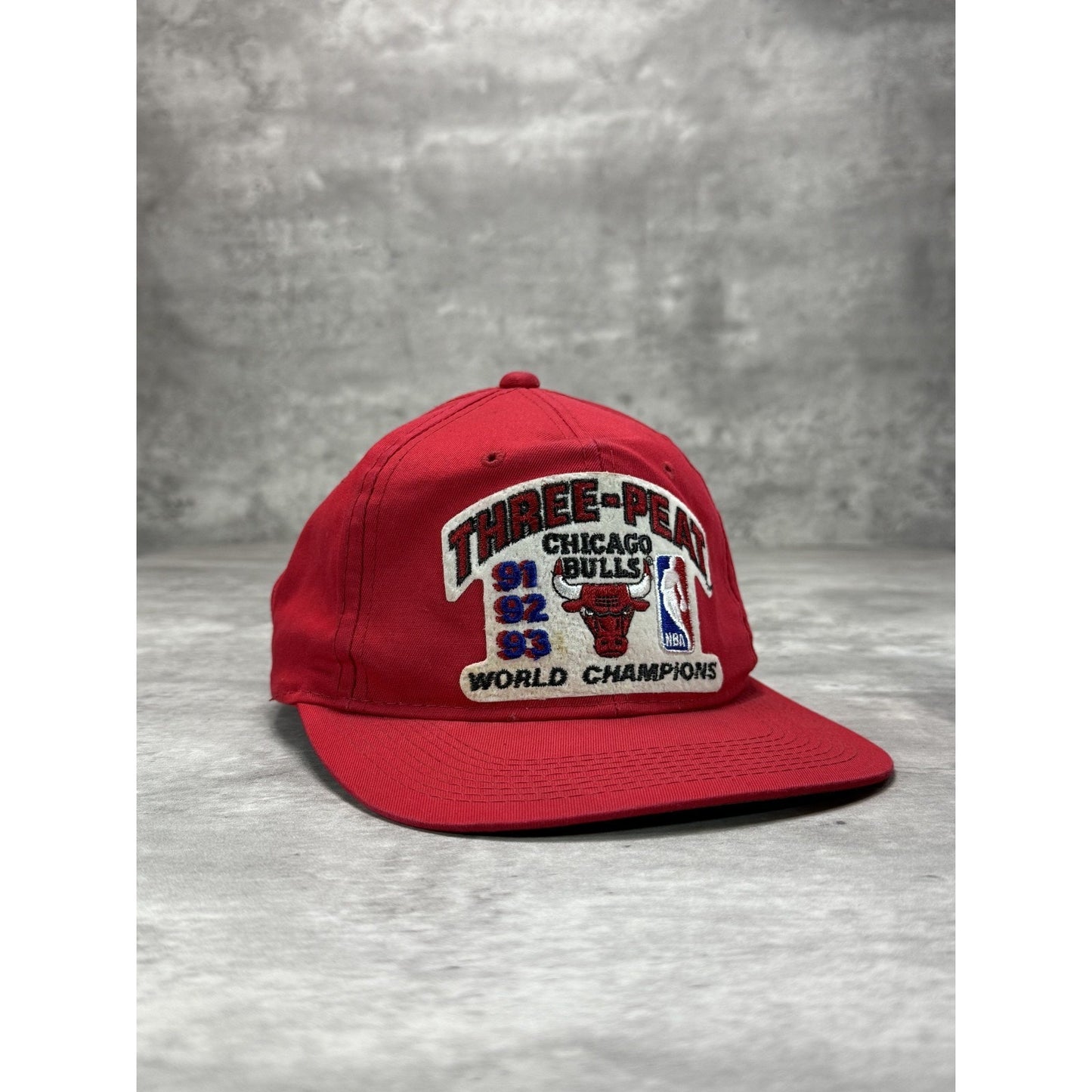 Vintage 1993 Chicago Bulls NBA Three-Peat World Champions Snapback Hat OSFA
