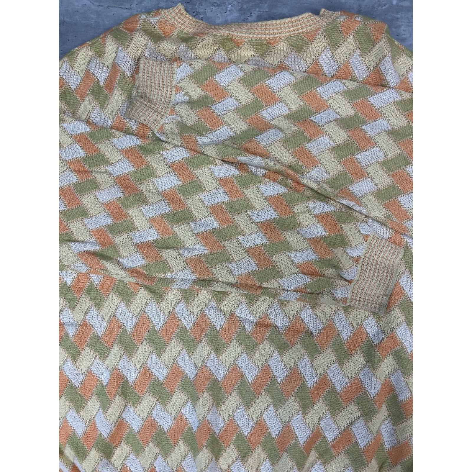 Vintage 90s Tosani Lightweight Zig Zag Print Pullover Knit Sweater Size XL