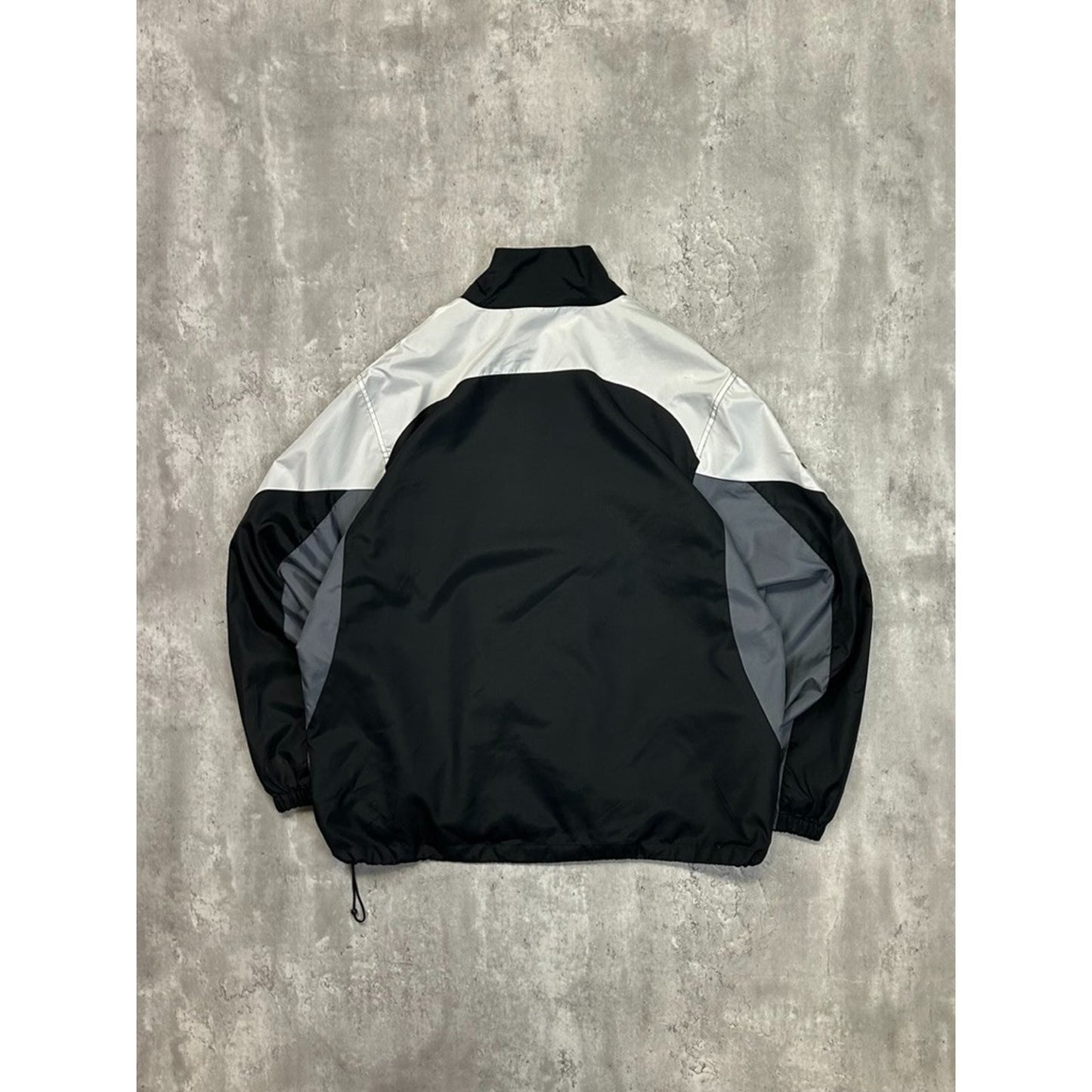 Vintage Detroit Lions NFL Embroidered Logo Nylon Windbreaker Jacket Size XL