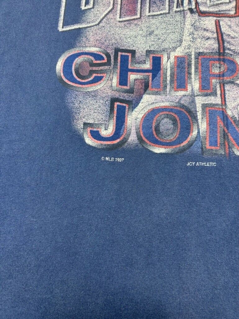 Vintage 1997 Chipper Jones #10 Atlanta Braves MLB Player Graphic T-Shirt Size XL