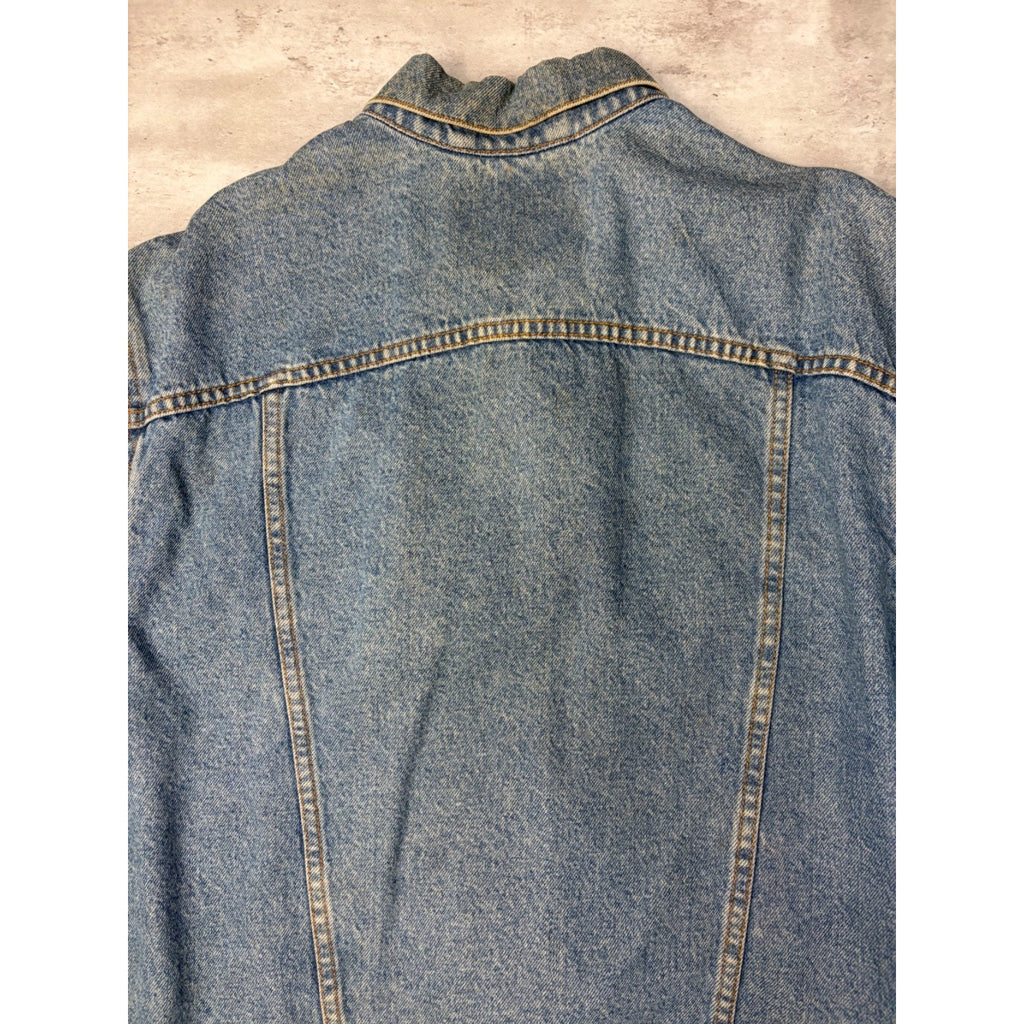 Vintage Levis Red Tab Blanket Lined Medium Wash Denim Trucker Jacket Size Large