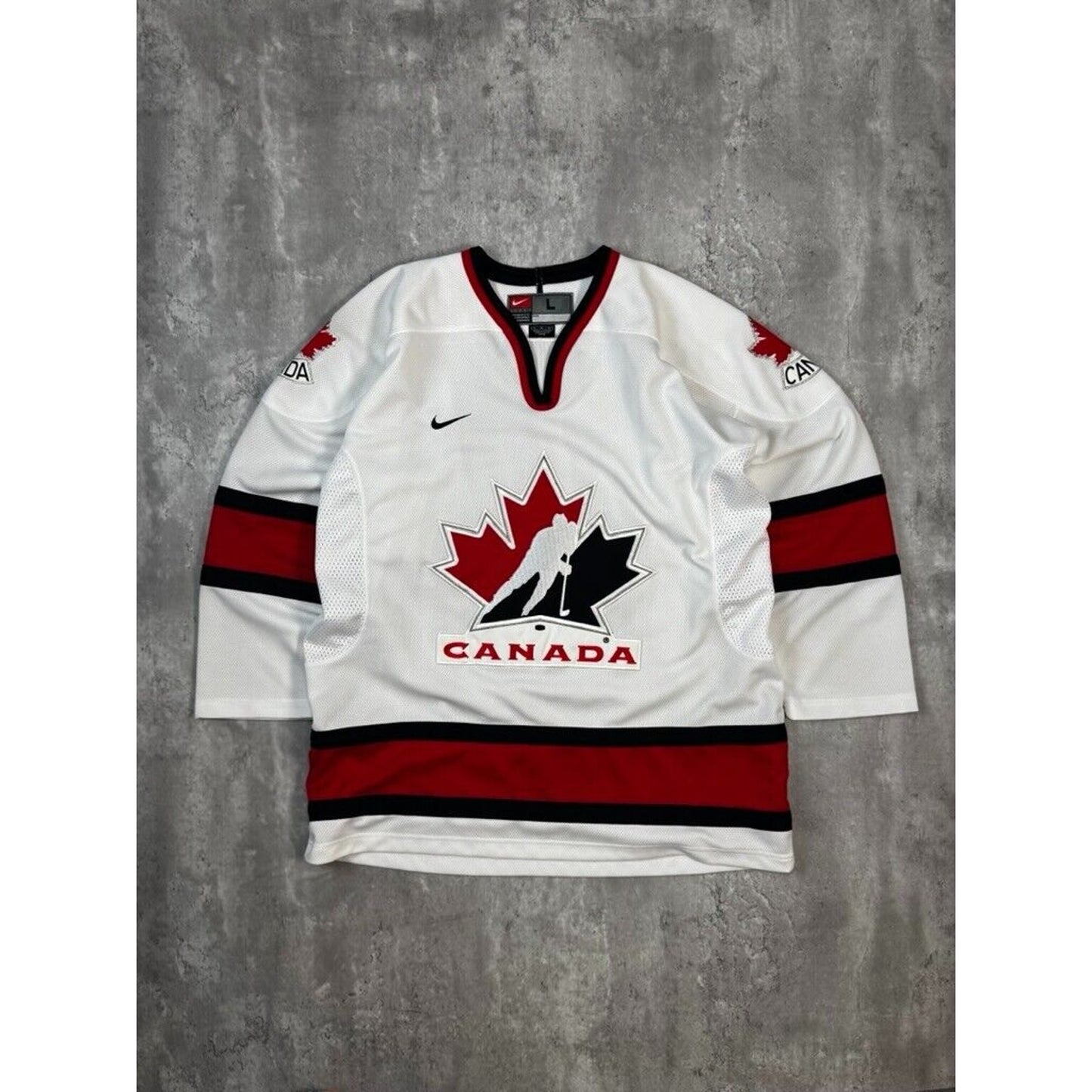 Vintage Team Canada Hockey Nike Team Jersey Size Large White