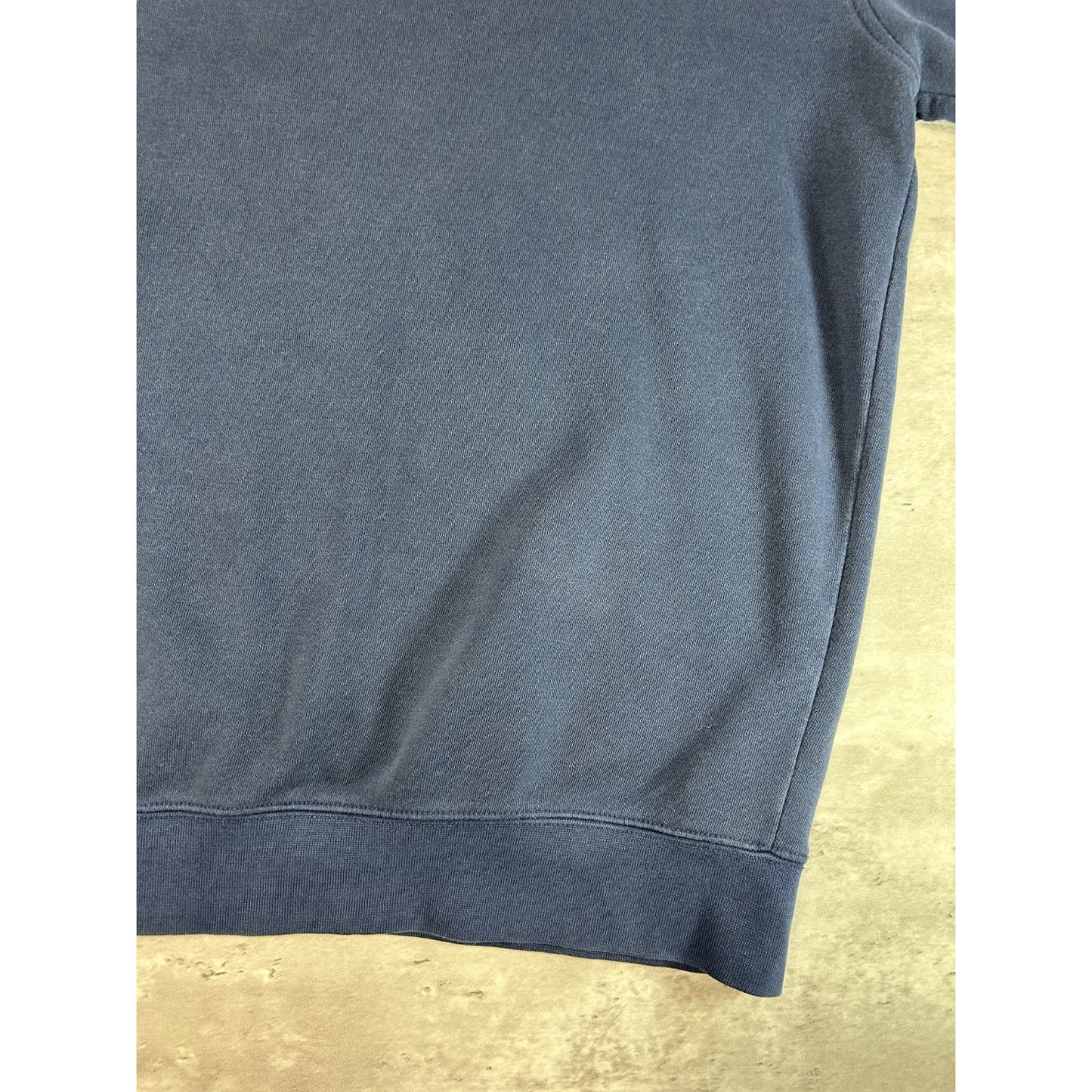 Vintage 2000s Nike Embroidered Mini Swoosh Crewneck Sweatshirt Size Medium