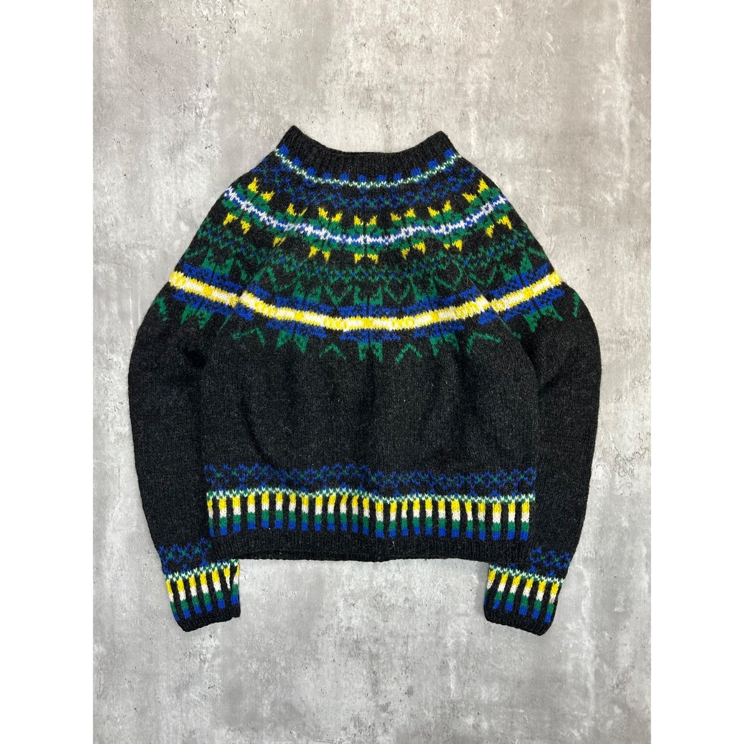 Vintage Allen Solly 100% Wool Aztec Pattern Knit Sweater Size XL