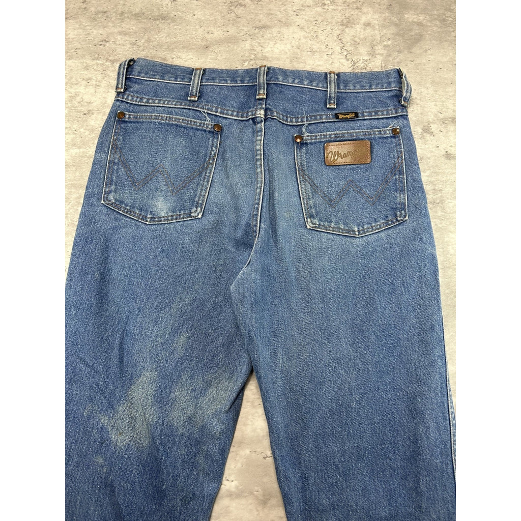 Vintage 70s/80s Wrangler Straight Fit Medium Wash Denim Pants Size 32 Blue
