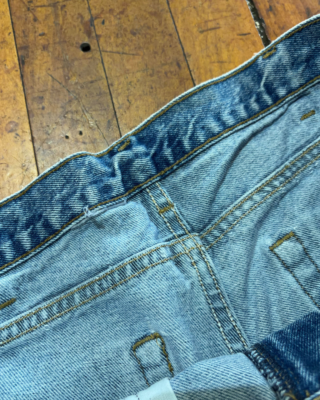 Vintage Carhartt Light Wash Denim Workwear Pants Size 34