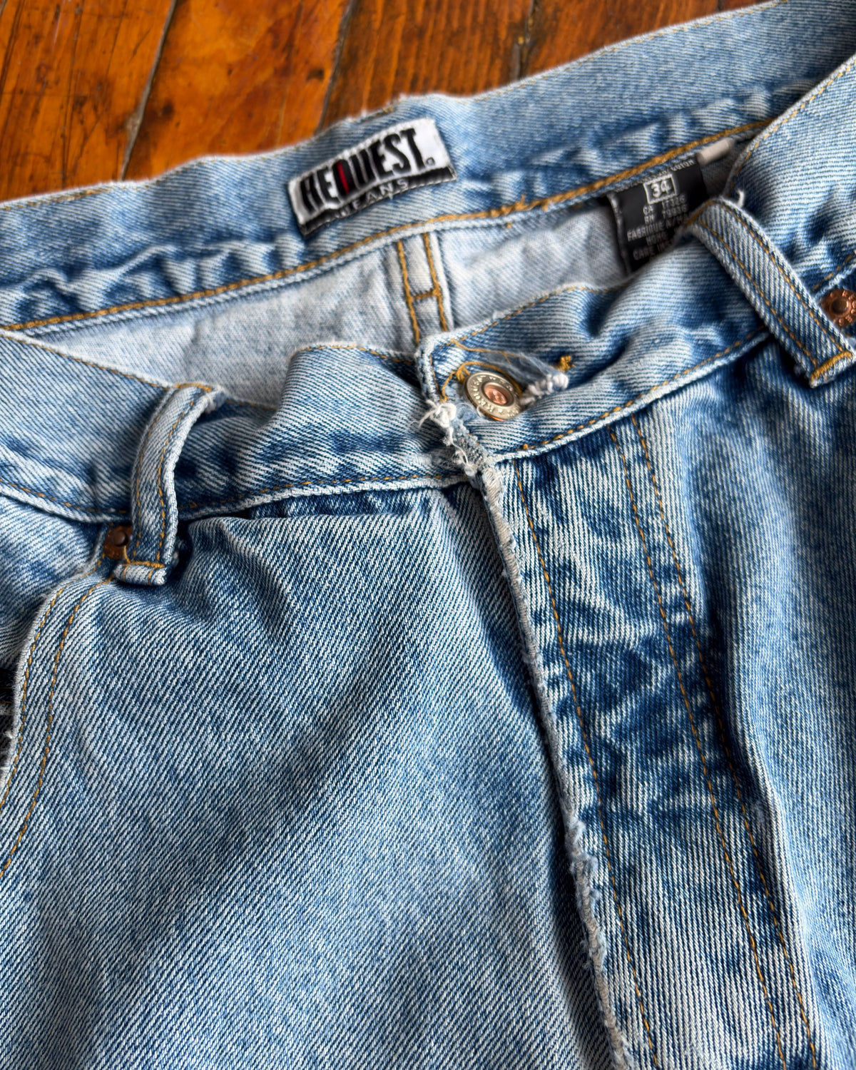 Vintage Y2K Request Light Wash Denim Baggy Fit Wide Leg Pants Size 32