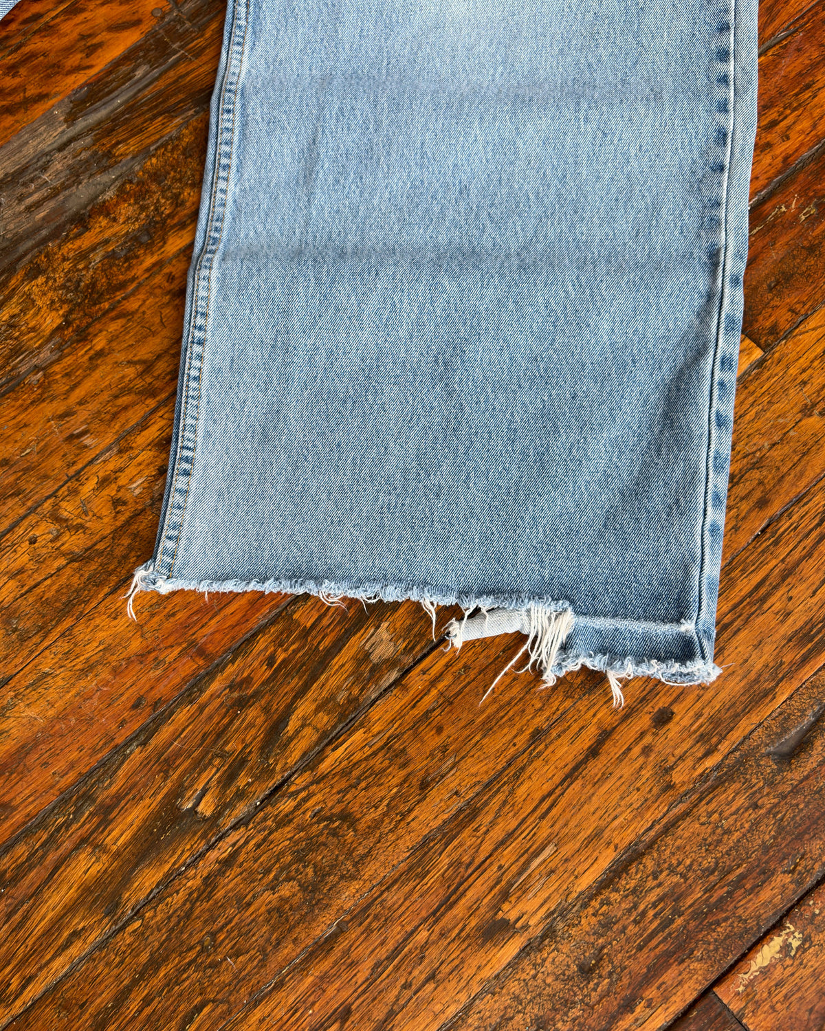 Vintage Y2K Request Light Wash Denim Baggy Fit Wide Leg Pants Size 32