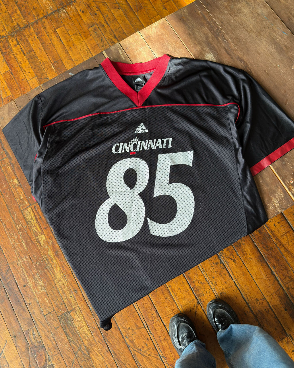 Vintage Cincinnati Bearcats #85 NCAA Collegiate Adidas Football Jersey Size XL