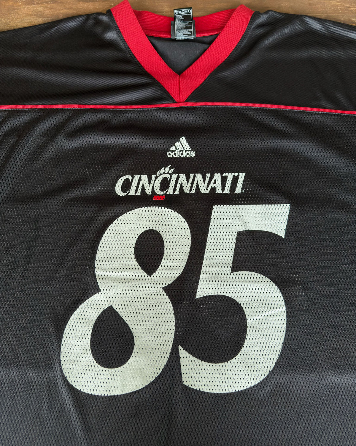 Vintage Cincinnati Bearcats #85 NCAA Collegiate Adidas Football Jersey Size XL