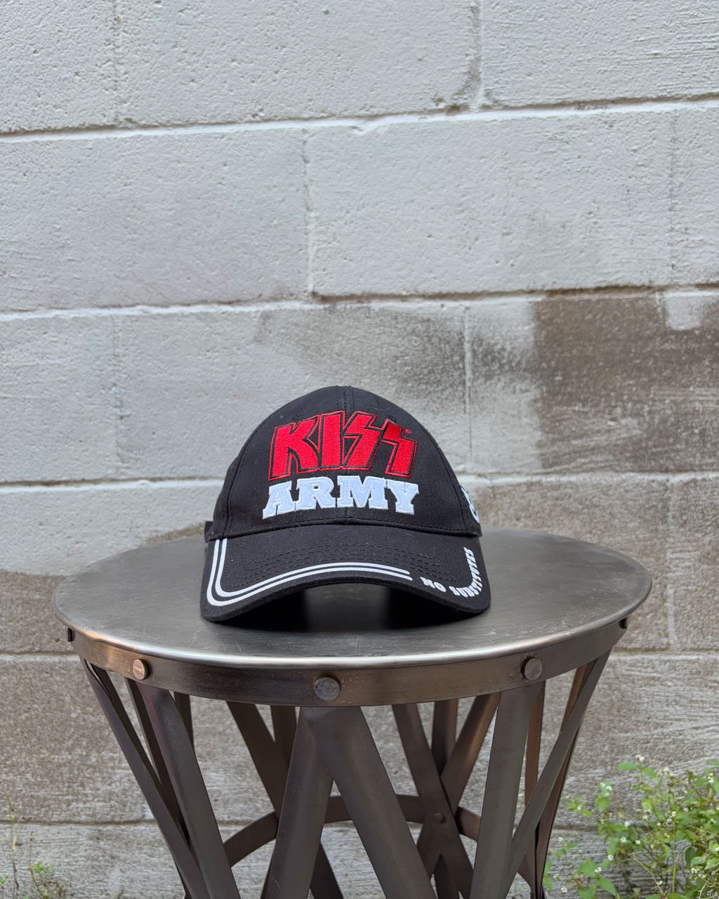2007 Kiss Army Embroidered Logo Rock Music Strapback Hat Size OSFA