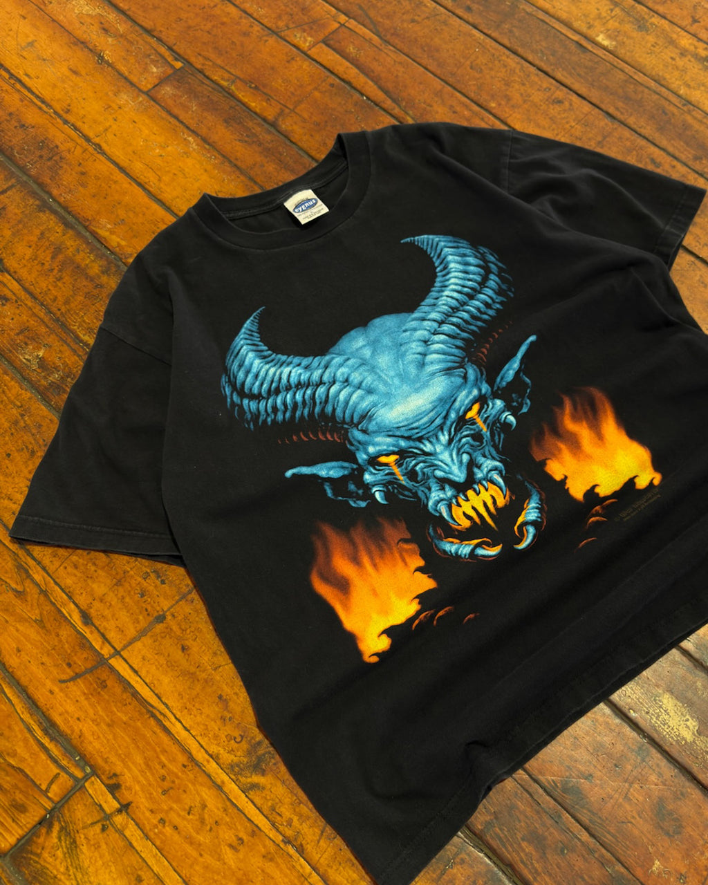 Vintage 90s Wes Benscoter Vampire Demon Graphic T-Shirt Size Large