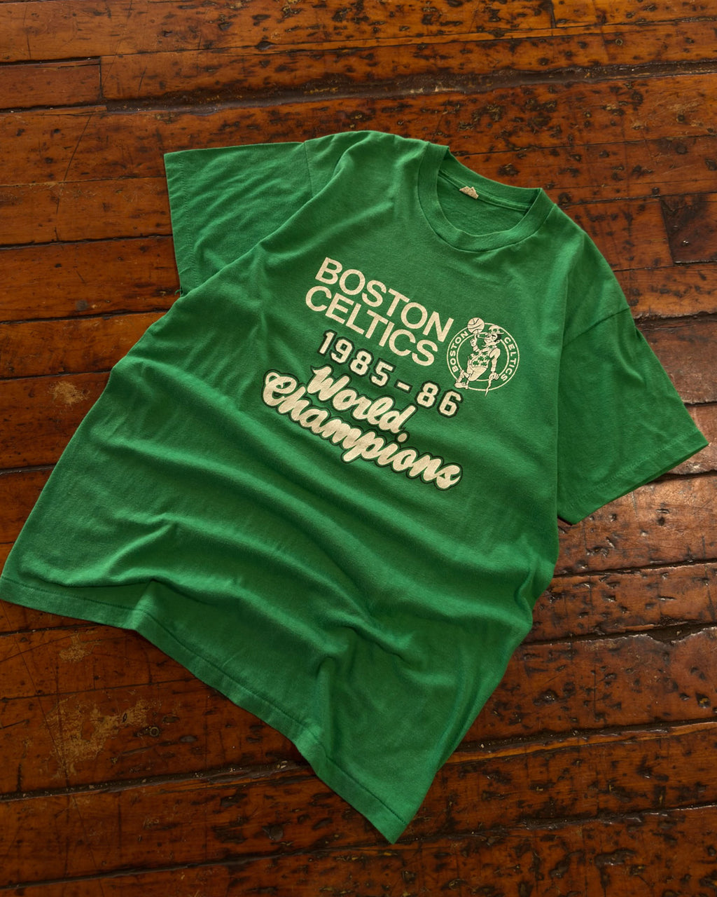 Vintage 85'-86' Boston Celtics NBA World Champions Graphic Basketball T-Shirt Size XL