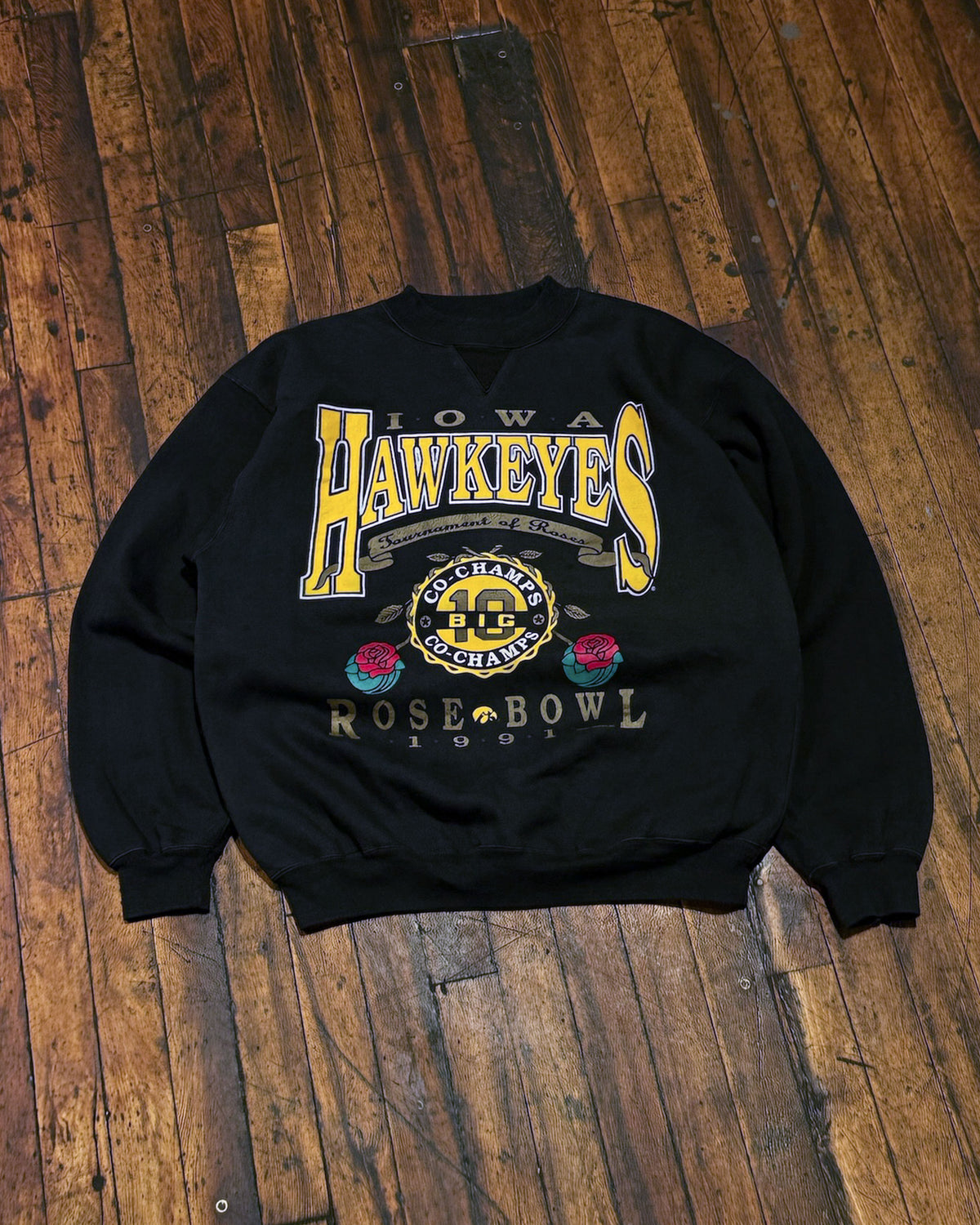 Vintage 1991 Iowa Hawkeyes NCAA Rose Bowl Football Sweatshirt Size Large