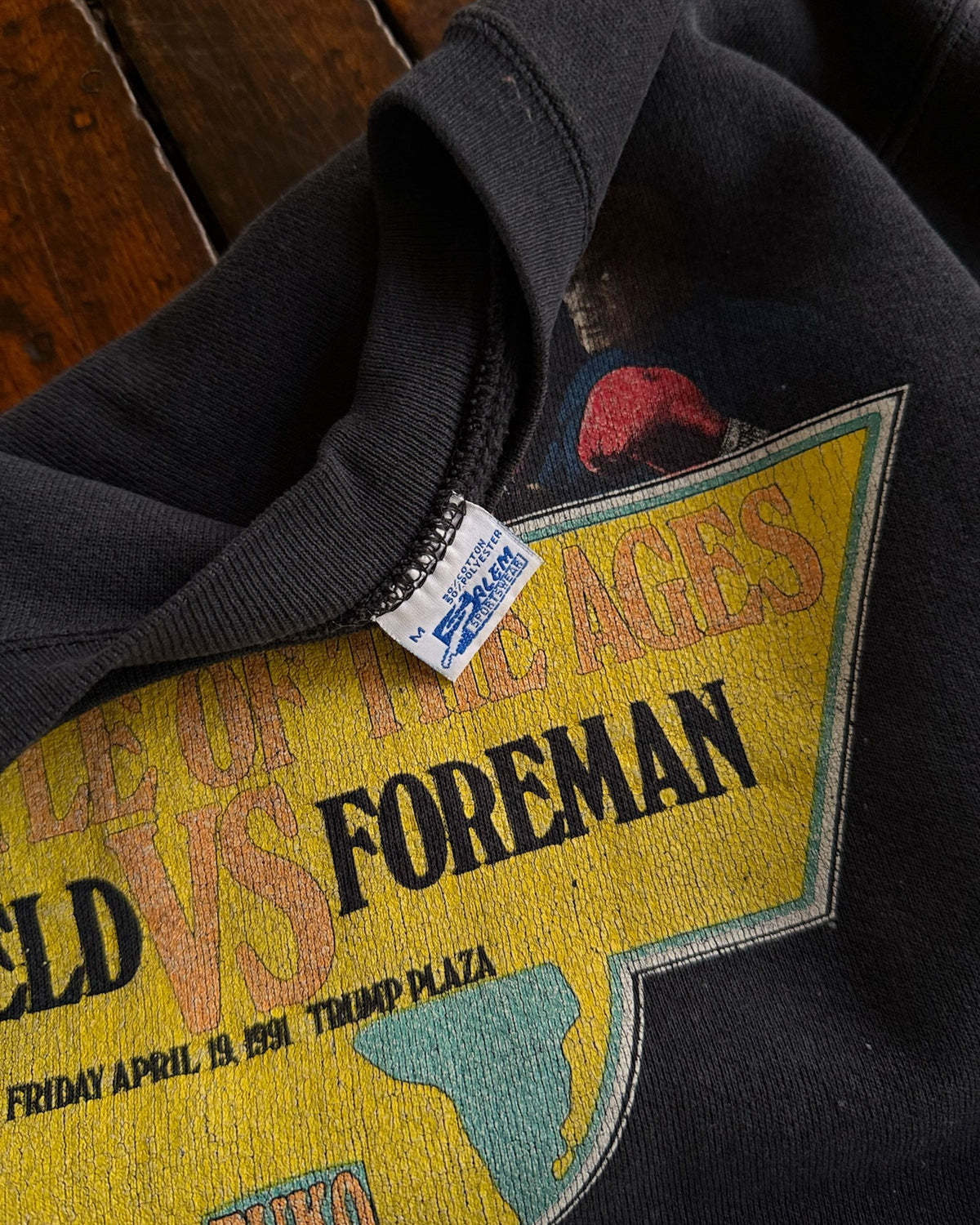 Vintage 1991 Holyfield Vs Foreman MGM Boxing Graphic Sweatshirt Size Medium