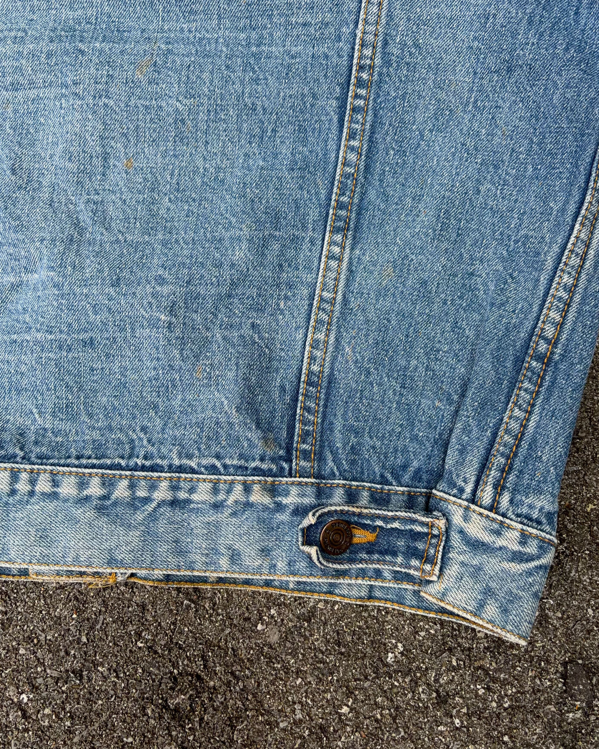 Vintage 1970s Roebucks Light Wash Denim Type 3 Style Denim Jacket Size Small