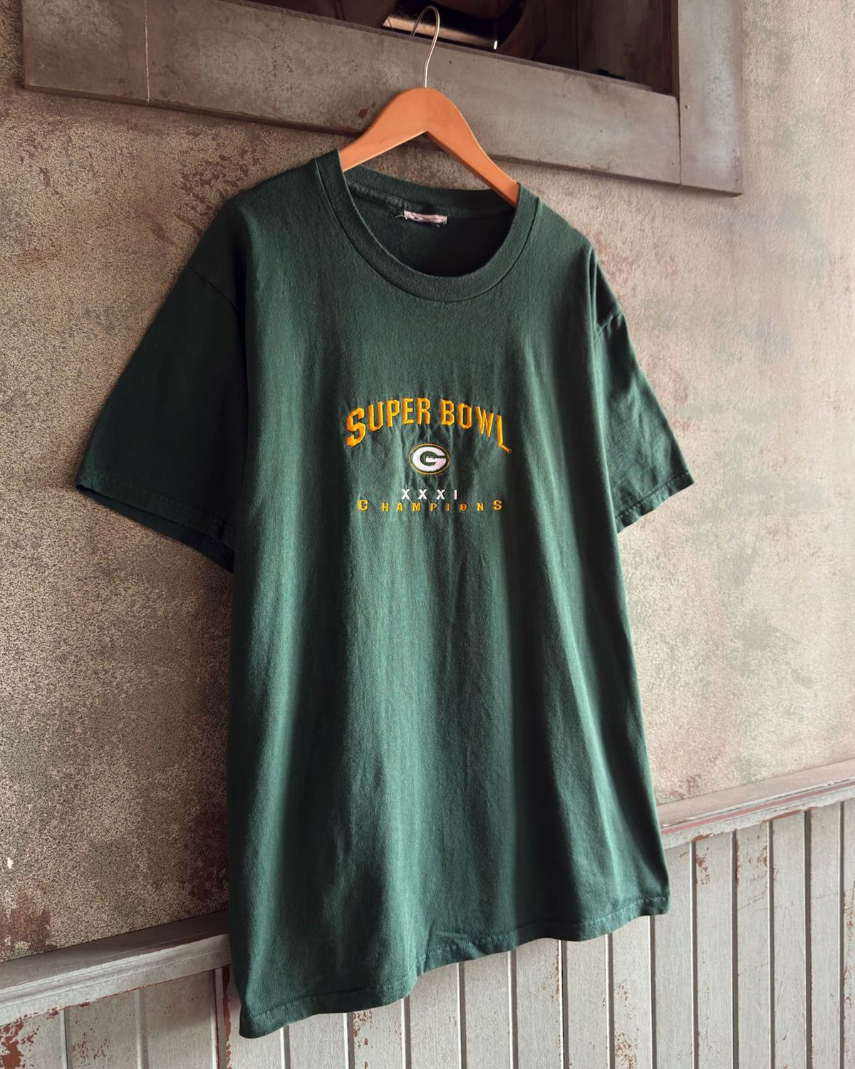 Vintage 1997 Green Bay Packers NFL Super Bowl XXXI Champions Embroidered T-Shirt Size Large