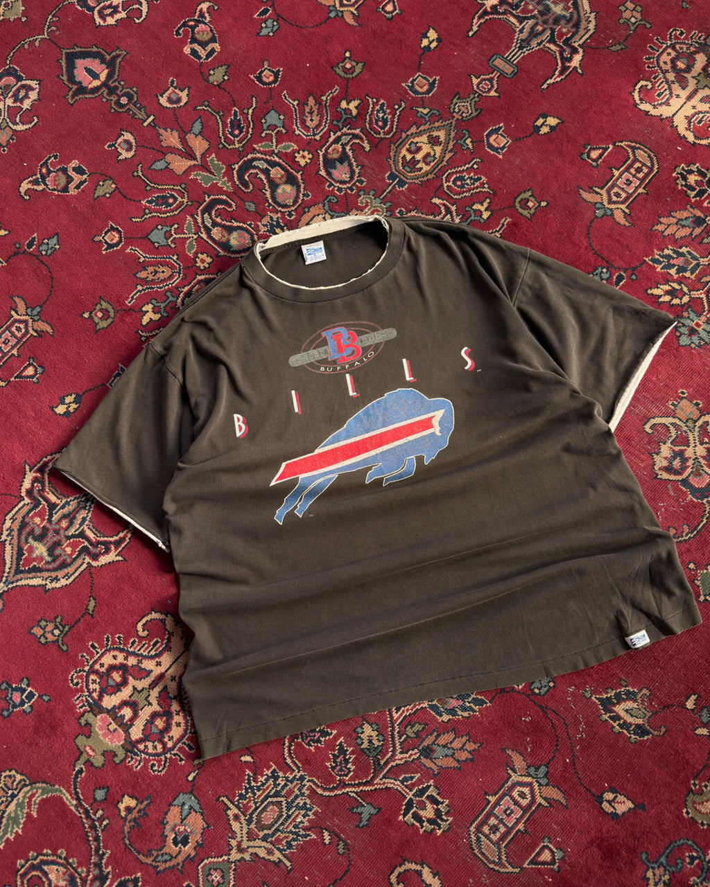 Vintage 1990 Buffalo Bills NFL Spellout Logo Graphic Football T-Shirt Size XL