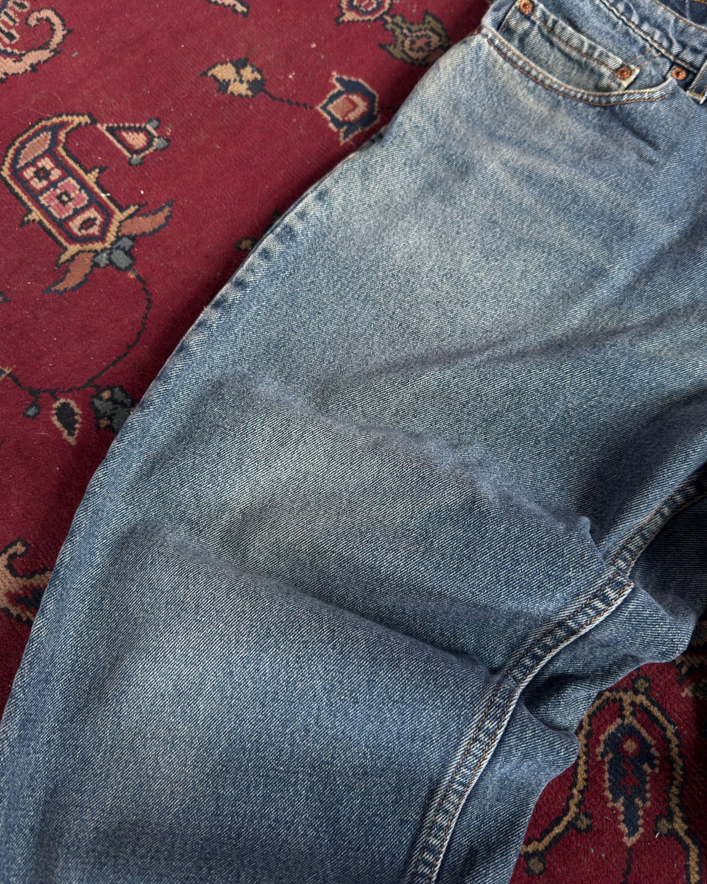 Vintage Levis 560 Red Tab Loose Fit Tapered Leg Medium Wash Denim Pants Size 32