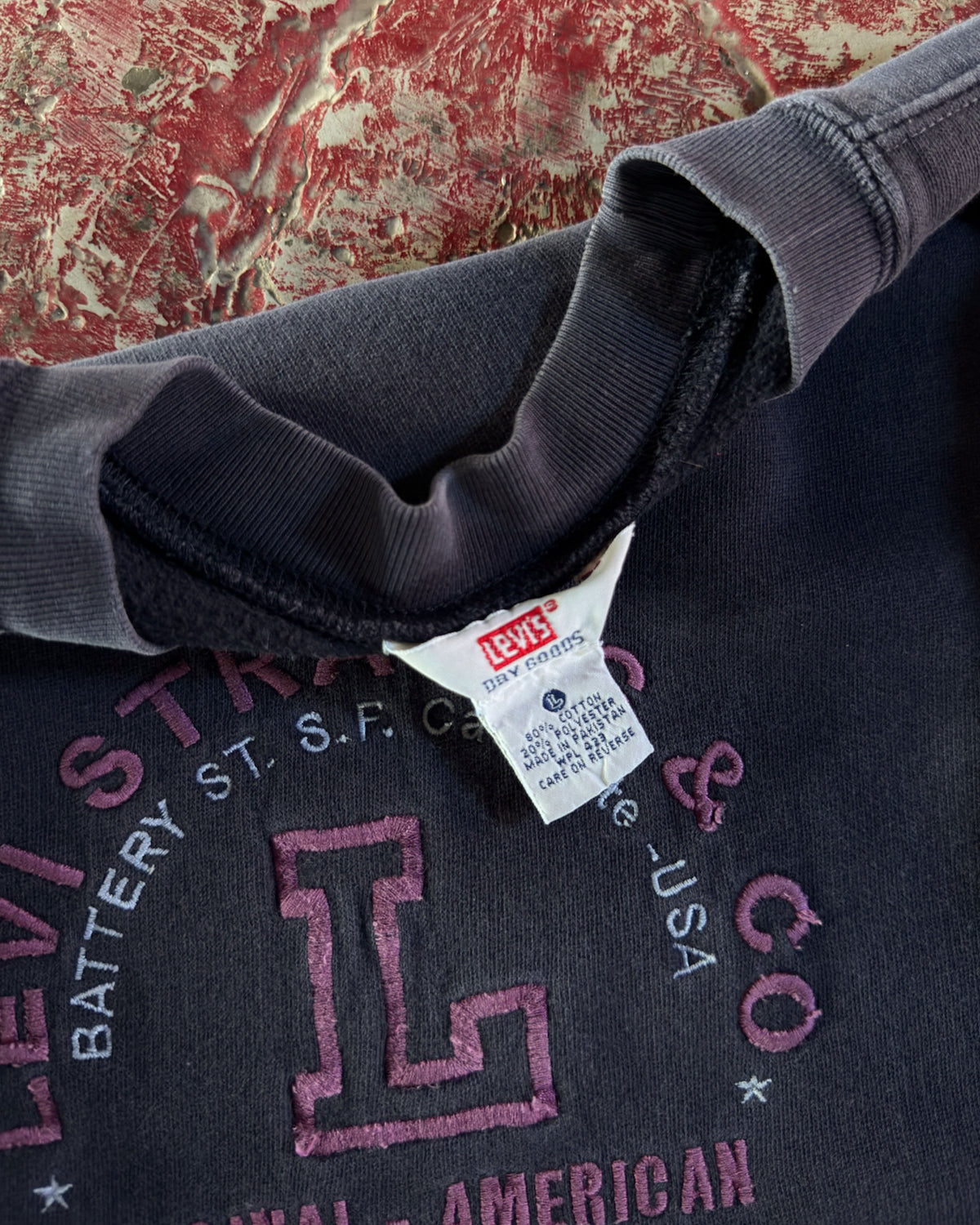 Vintage 90s Levi's Dry Goods Embroidered Spellout Sweatshirt Size Large