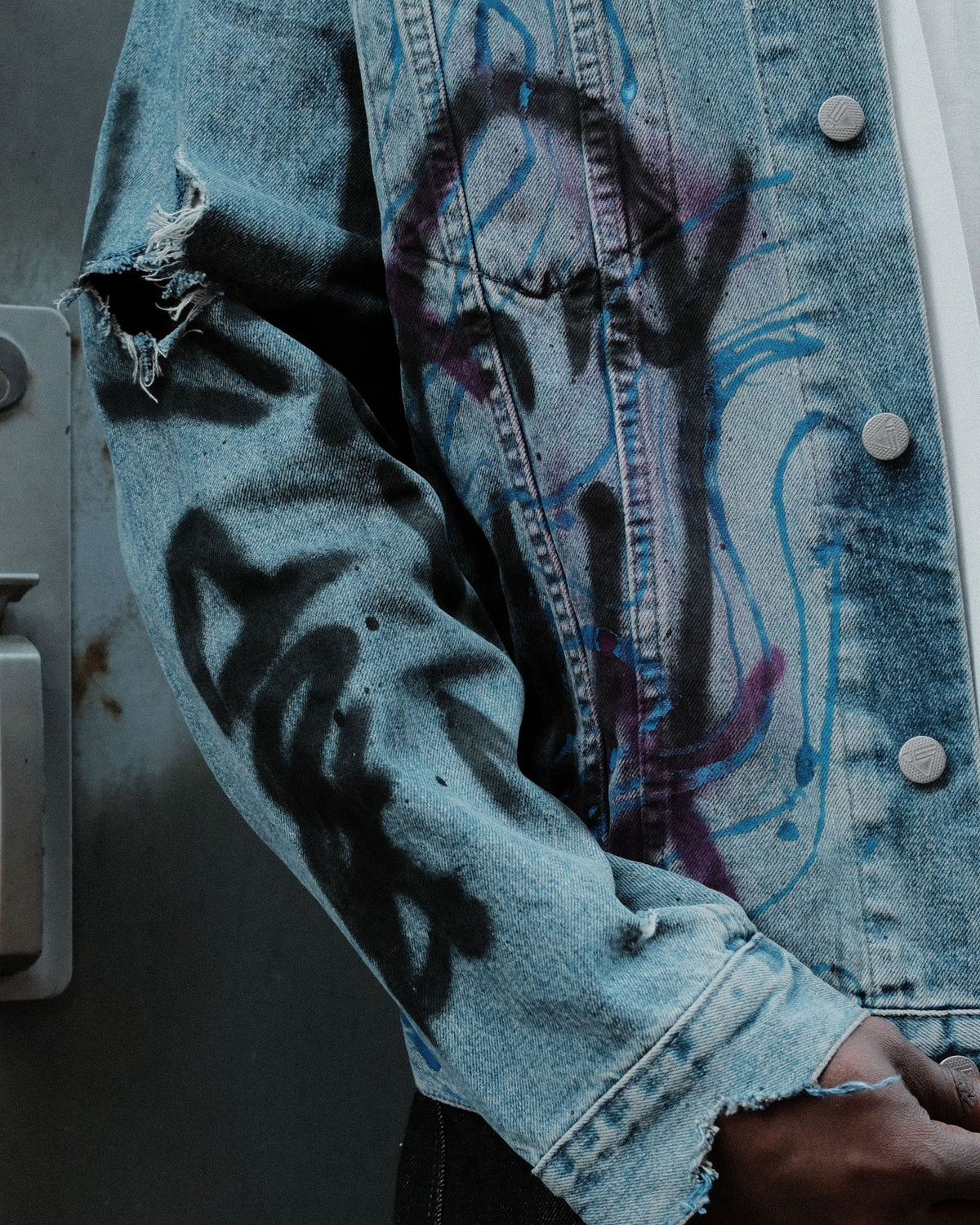 Drop Spot X Dope Chief Levi's Silver Tab Denim Trucker Jacket Size Large 0002