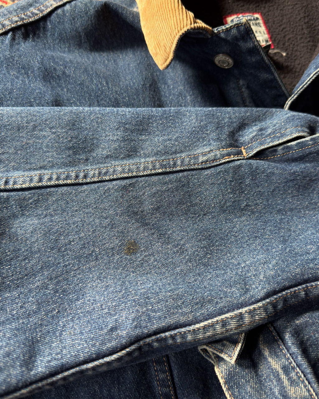 Old Navy Blue Jeans Fleece Lined Dark Wash Denim Trucker Jacket Size Large