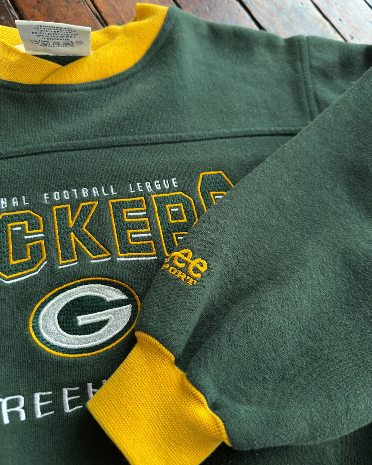 Vintage Youth Green Bay Packers NFL Embroidered Logo Spellout Sweatshirt Size Youth Medium