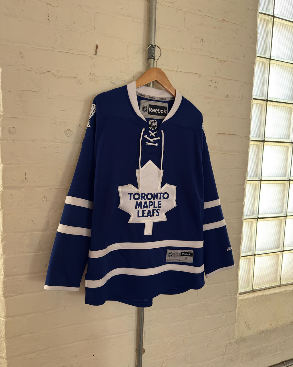 Toronto Maple Leafs NHL Stitched Reebok Hockey Jersey Size Small