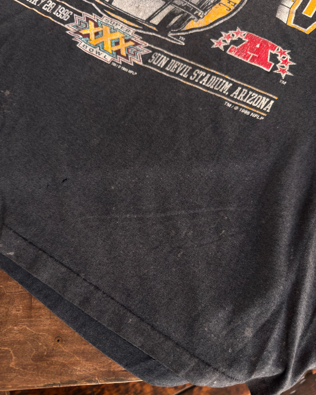 Vintage 1996 Pittsburgh Steelers NFL AFC Champions Helmet Graphic T-Shirt Size