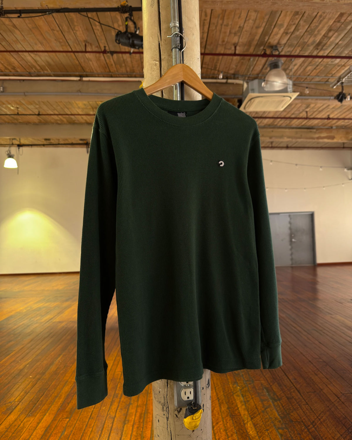 Vintage Y2K Southpole Embroidered Logo Waffle Print Thermal Long Sleeve T-Shirt Size Medium