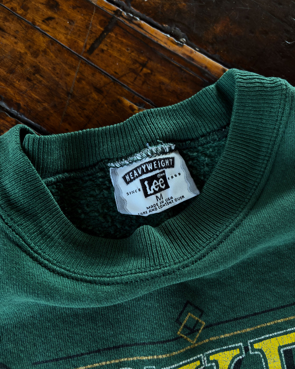Vintage 1995 Green Bay Packers NFL Spellout Logo Graphic Football Sweatshirt Size Medium