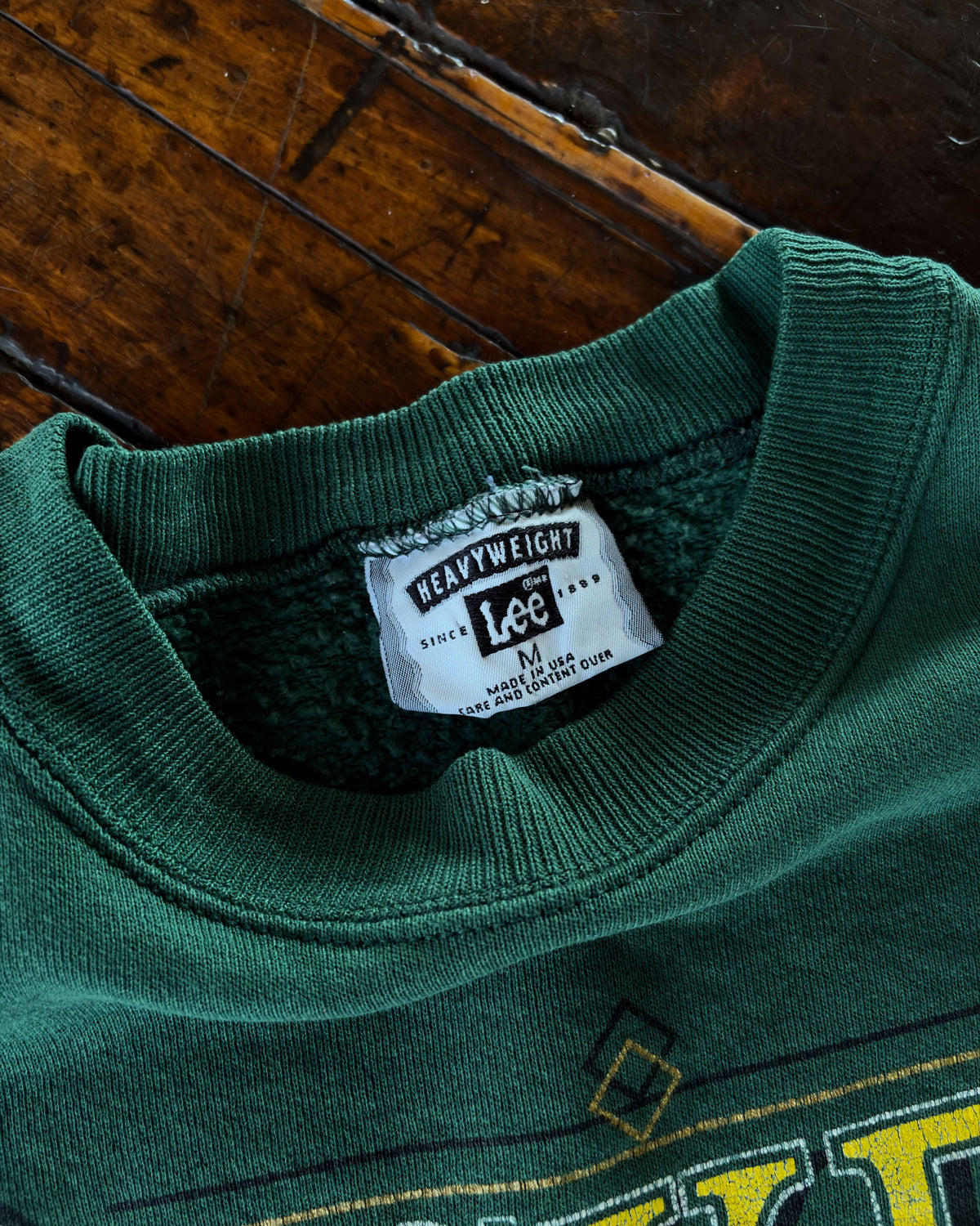 Vintage 1995 Green Bay Packers NFL Spellout Logo Graphic Football Sweatshirt Size Medium