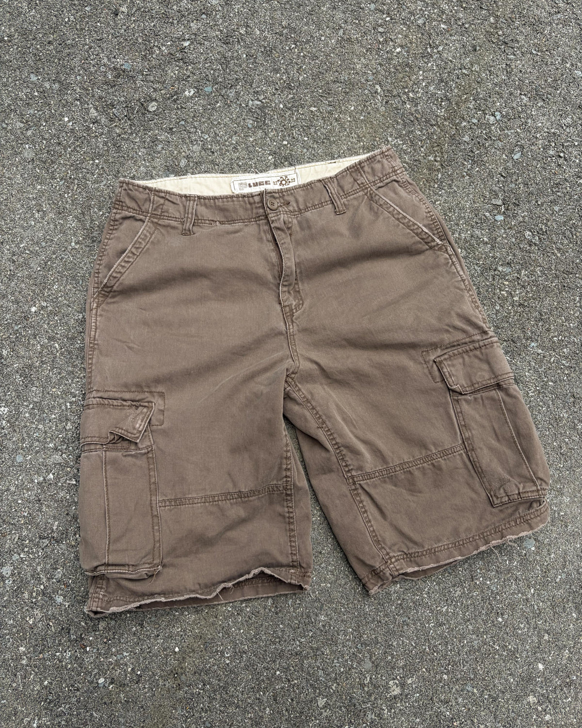 Vintage Y2K Pluggco Embroidered Logo Cargo Shorts Size 35