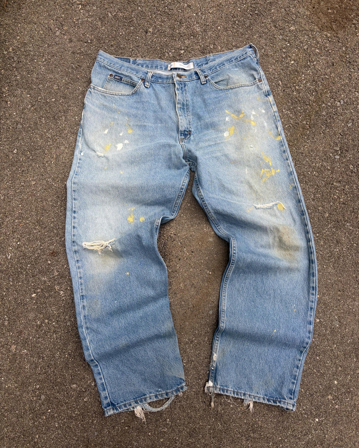 Vintage Lee Relaxed Fit Medium Wash Thrashed Denim Pants Size 39