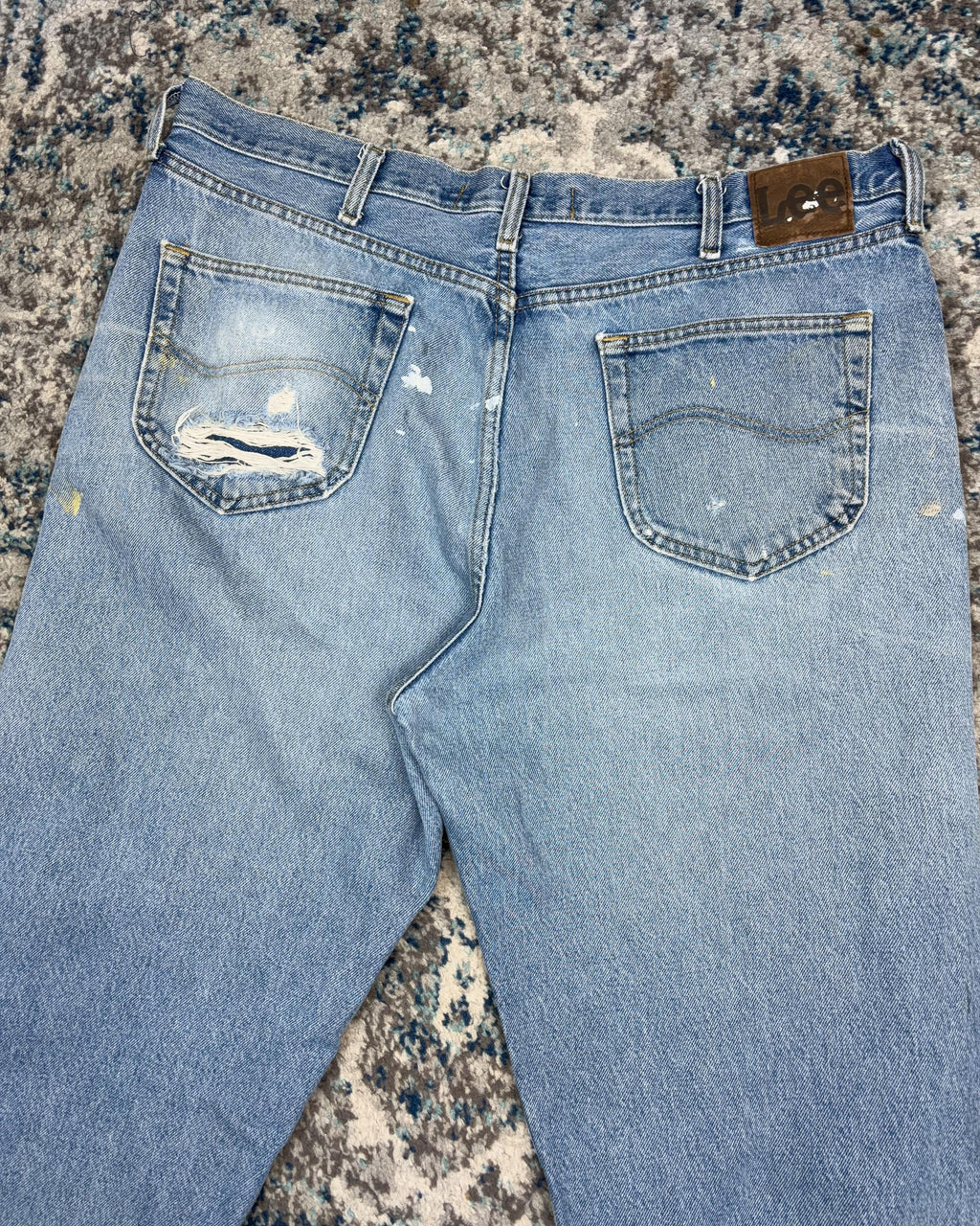 Vintage Lee Relaxed Fit Medium Wash Thrashed Denim Pants Size 39