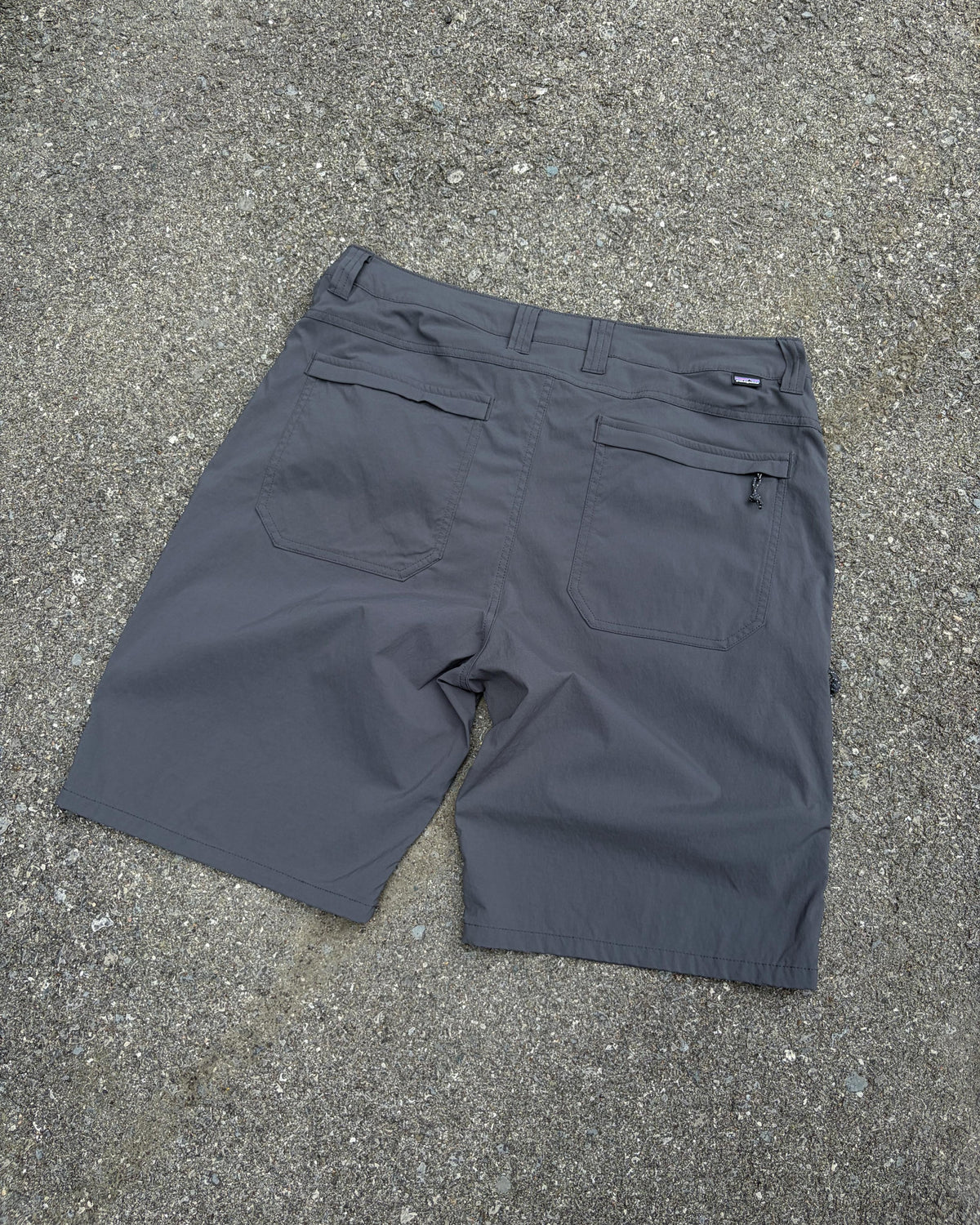 Patagonia Quandary Tactical Nylon 8" Water Repellant Hiking Shorts Size 36