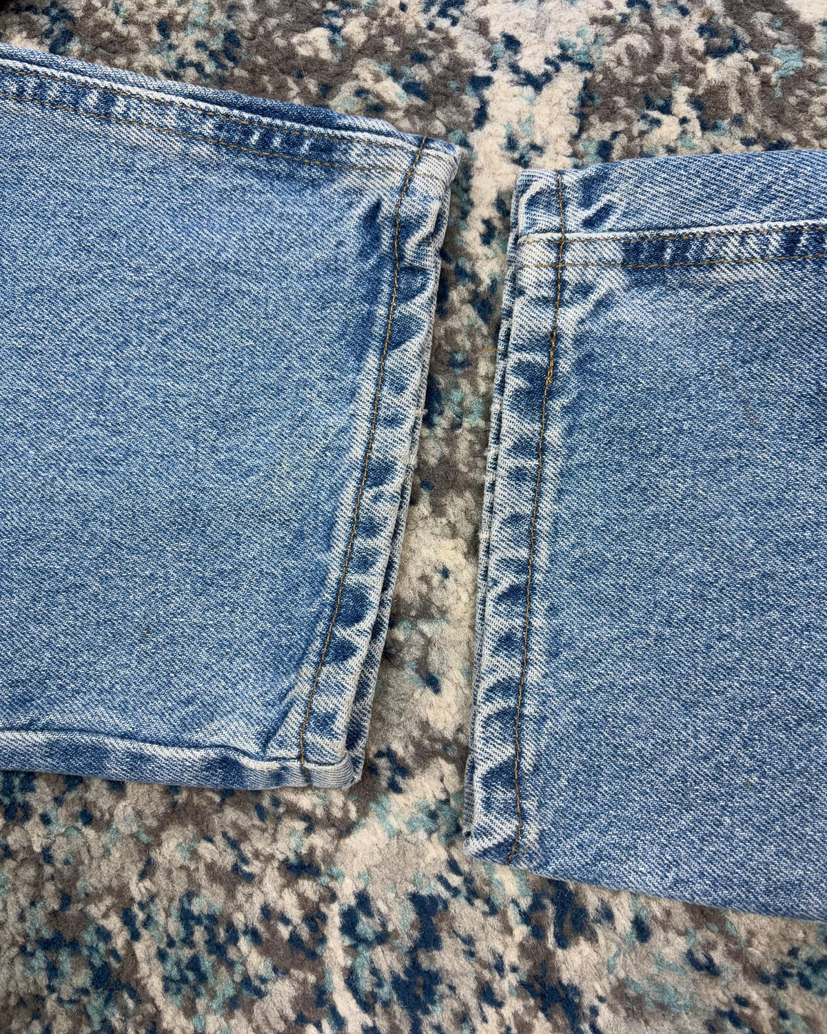 Vintage Carhartt Relaxed Fit Medium Wash Denim Pants Size 35