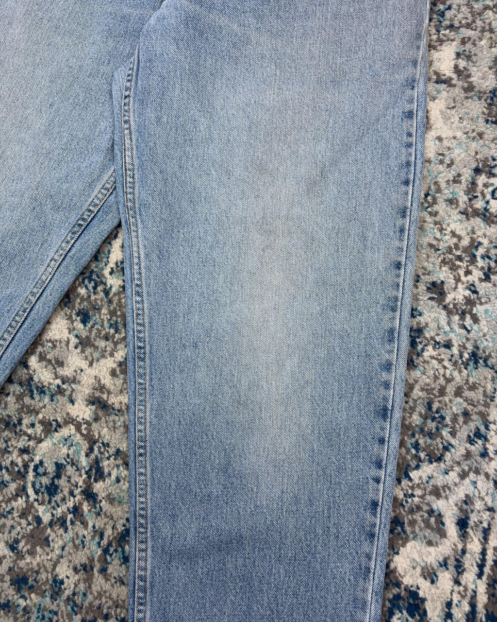 Vintage 90s Levis 560 Red Tab Relaxed Fit Tapered Light Wash Denim Pants Size 32
