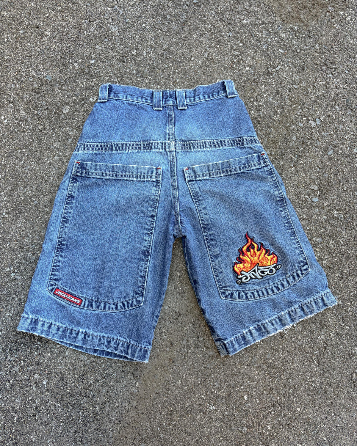 Vintage Y2K JNCO Embroidered Flame Logo Medium Wash Baggy Denim Pants Size YOUTH 10