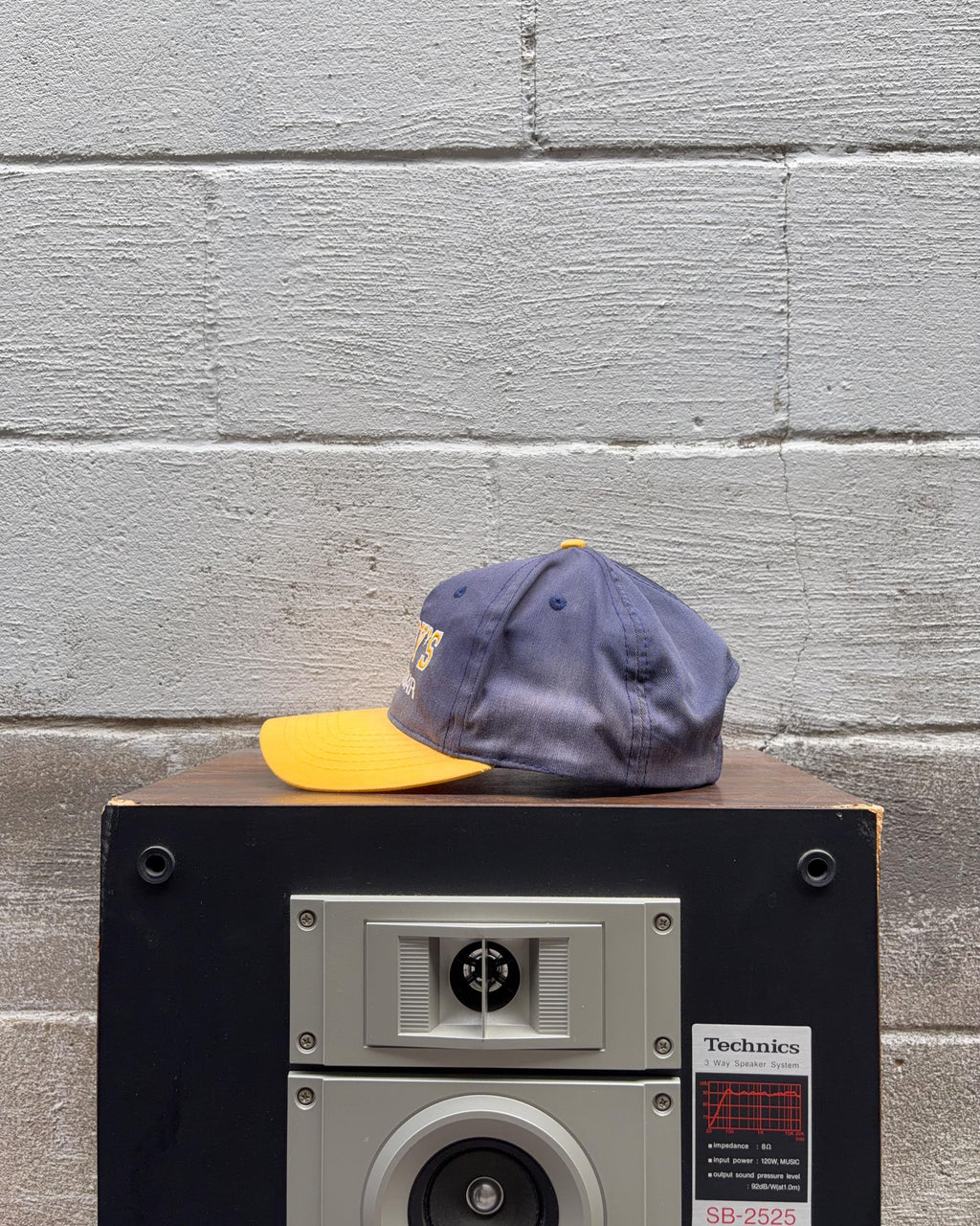 Casquette snapback vintage brodée Grumpy's Sports Bar Disney, taille unique (OSFA)