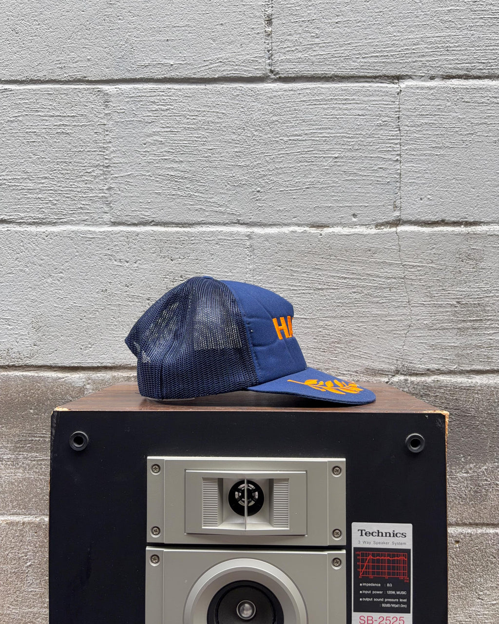 Casquette trucker vintage années 80/90 Hawaii à visière brodée de feuilles dorées, taille unique (OSFA)
