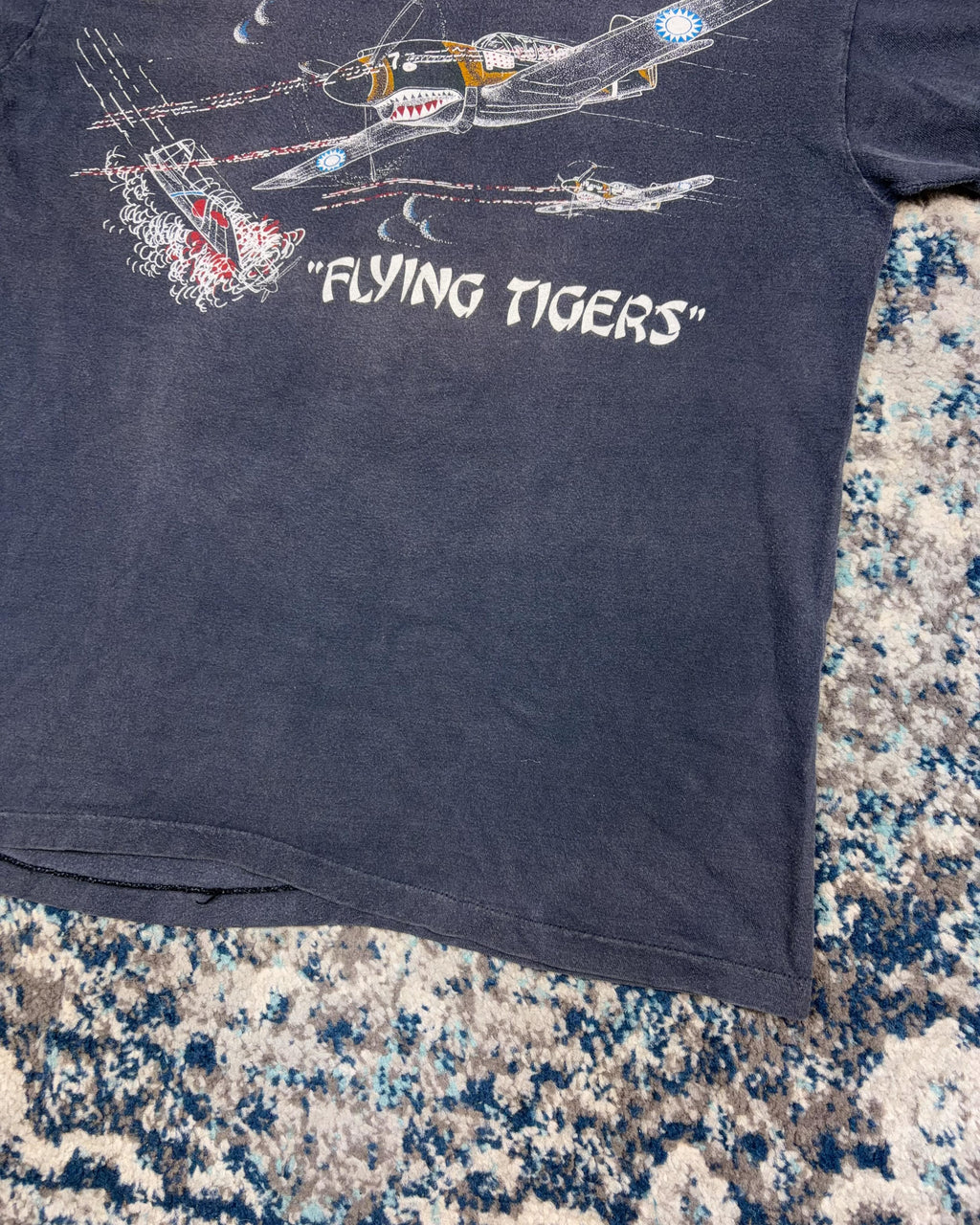 Vintage 80s/90s WWII Flying Tigers Warplane Blood Chit Graphic T-Shirt Size Large