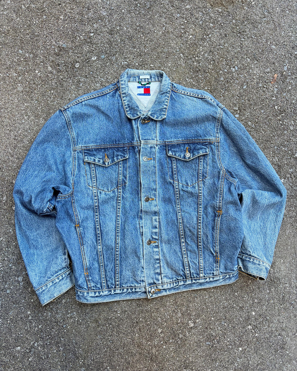Vintage Tommy Hilfiger Medium Wash Denim Trucker Jacket Size Large