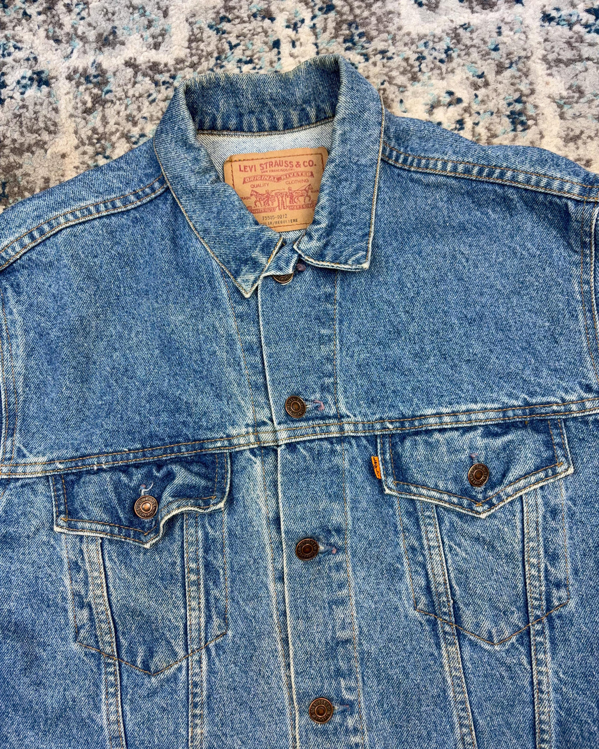 Vintage Levis Orange Tab Medium Wash Denim Trucker Jacket Size Large